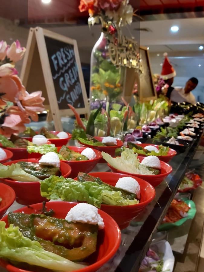 รีเนสต์ ชัยปุระ Hotel ภายนอก รูปภาพ