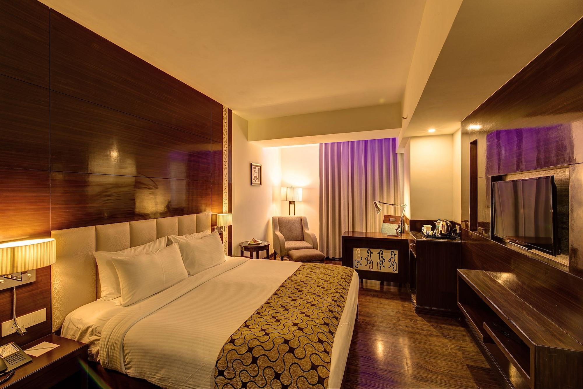 รีเนสต์ ชัยปุระ Hotel ภายนอก รูปภาพ