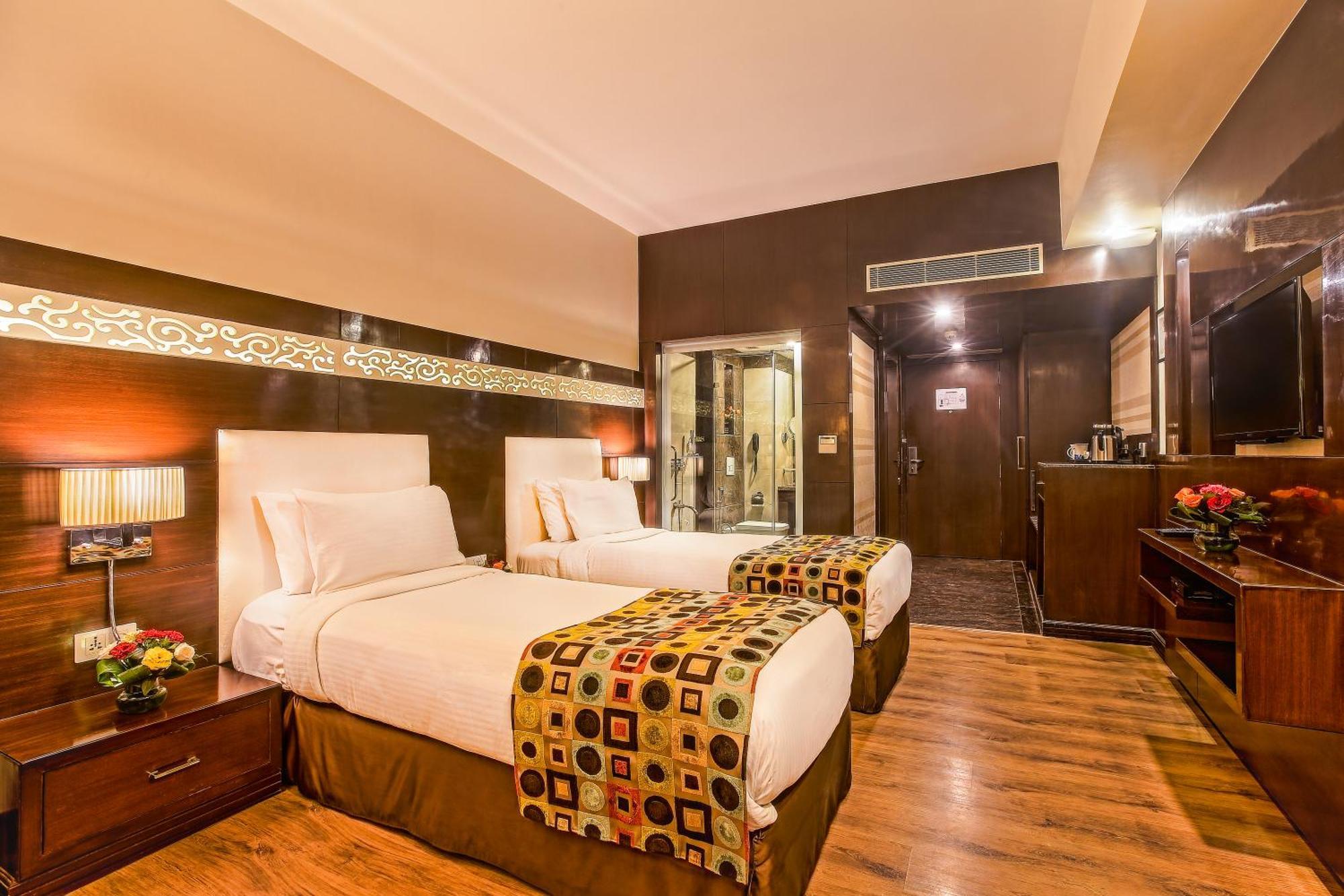รีเนสต์ ชัยปุระ Hotel ภายนอก รูปภาพ
